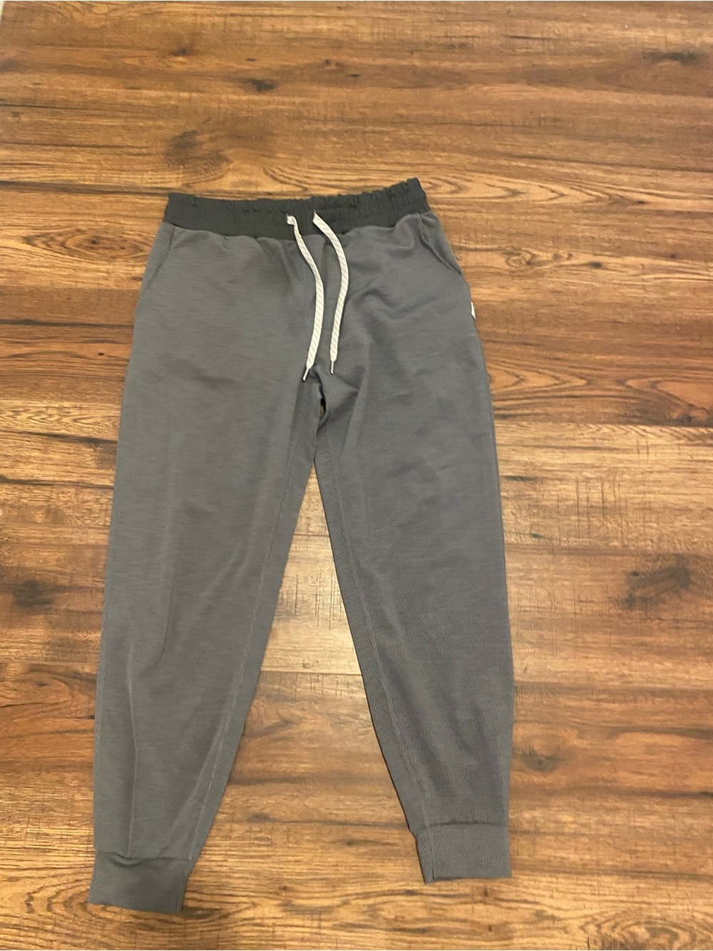 Vuori Womens Ribbed Gray Boyfriend Joggers - Size S